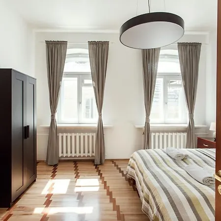 شقة 5 Bedroom Duplex In Old Town